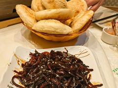 -老街坊美食汇(玉兰大街店)