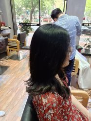 -首脑美发沙龙
