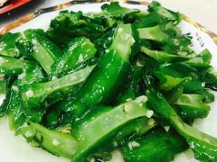 -小辣妹川味海鲜加工店(第一市场椰风巷店)