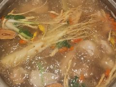 -千岛蚝高压锅生蚝·人参火锅(白云万达店)