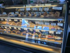 -Cha Café and Bistro