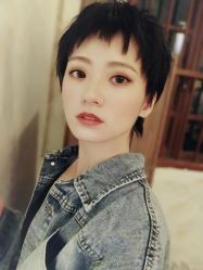 -AYO SALON