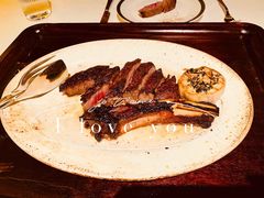 干式熟成带骨肉眼-Mogul Eatery·大亨餐酒馆