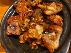 -野山舂·贵州现舂酸汤火锅(鸿通城店)