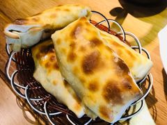 新疆烤包子-新疆伏拉沃餐厅(白龙南路店)