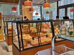 -Dough&Joe团憩(瑞虹天地月亮湾店)