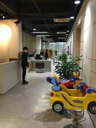 -CARR SALON