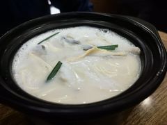 黄鱼煨面-阿娘面馆