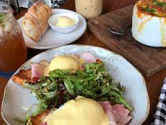 -ROAST coffee & eatery