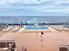 -吴淞口国际邮轮码头-停车场