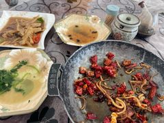 -天天向上素食餐厅(五台山店)
