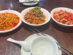 鱼香肉丝-味满堂川菜馆(新华家园店)