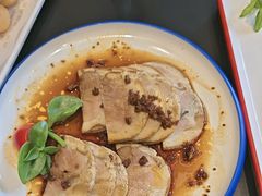 -赶海部落海鲜城(海阳路店)