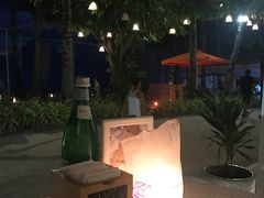 -Cha Cha's Beach Cafe