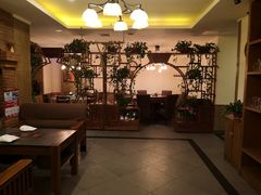 -胡记真不同饭店(临河街店)