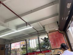 -花溪王记牛肉粉(四季花溪商场店)