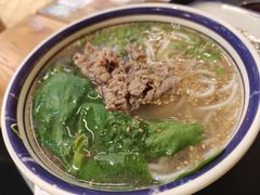 -云阿蛮云南生烫牛肉米线(奉贤路店)