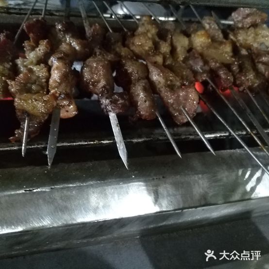 老东北烧烤(北营店)