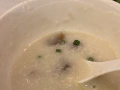 -万山楼海鲜酒家·二十三年老字号