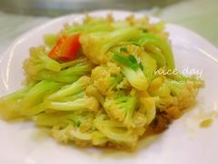 烧鹅汁焖台山菜花-清新鸡沙田乳鸽店(金融店)