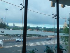 -麦当劳(展览路店)
