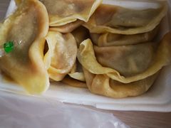 -金城包子牛肉灌汤包(台东四路店)