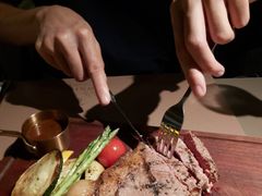 -Oasis Bar & Grill