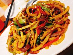 黑椒牛肉炒乌冬-花少爷·鲜虾干贝粥(延安万达店)