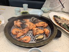 -巧克力渔家.小船海鲜胶东菜(万平口店)
