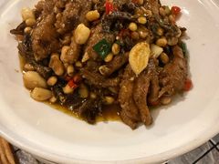 -顶峰夜宴·龙虾烧烤大排档(九江学院店)