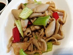 -赶海部落海鲜城(海阳路店)