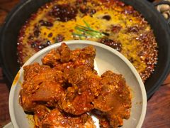 -四小区火锅·巷子里的重庆火锅(花照壁店)