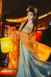-支流映画摄影·汉服妆造跟拍(本宫来了银泰店)