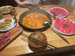 -贵厨酸汤牛肉(花果园国际中心店)