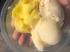 -古老冰山特色冰淇淋店(艾提尕尔店)