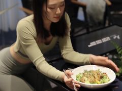 -F+轻食健身赋能空间(中华北路国贸商场店)