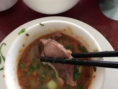 -老石黑山羊毛驴肉火锅(金凯广场店)