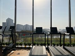 -Z&B Fitness Studio·Gym(前滩L+PLAZA店)