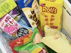 -赵一鸣零食(狮山广场店)