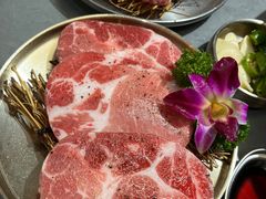 -围炉肉舍•炭烤活鳗•丹东海鲜烤肉(步行街店)