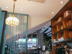 -黄泥岗·地道湖北菜(奥特莱斯店)