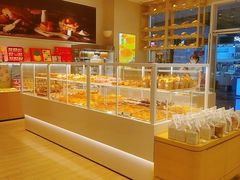 面包甜点陈列柜-好利来(乐堤港店)