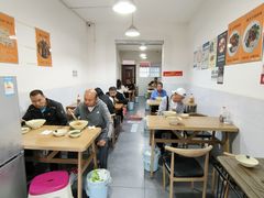 -啊墨江牛烂烀米线