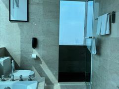 -上海龙之梦万丽酒店