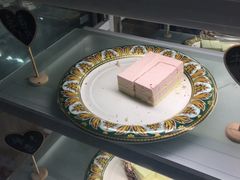 草莓慕斯-欢乐牧场(T12店)