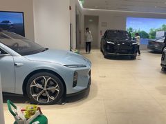 -蔚来空间(北京颐堤港店)