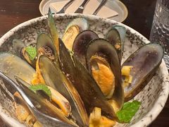 -Brut Eatery Wine Bar & Restaurant (建国东路店)