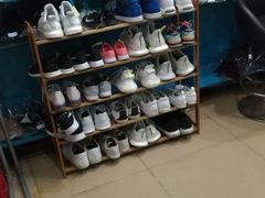 -奥特洗福莱干洗、皮具护理店(铜川路店)