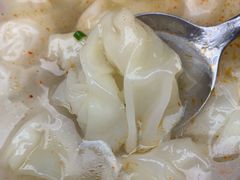 -碑亭巷老王柴火馄饨