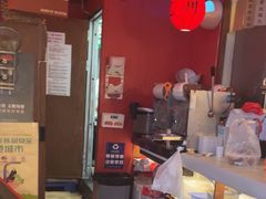 -川流不息·地道川菜·小龙虾(新松江路店)